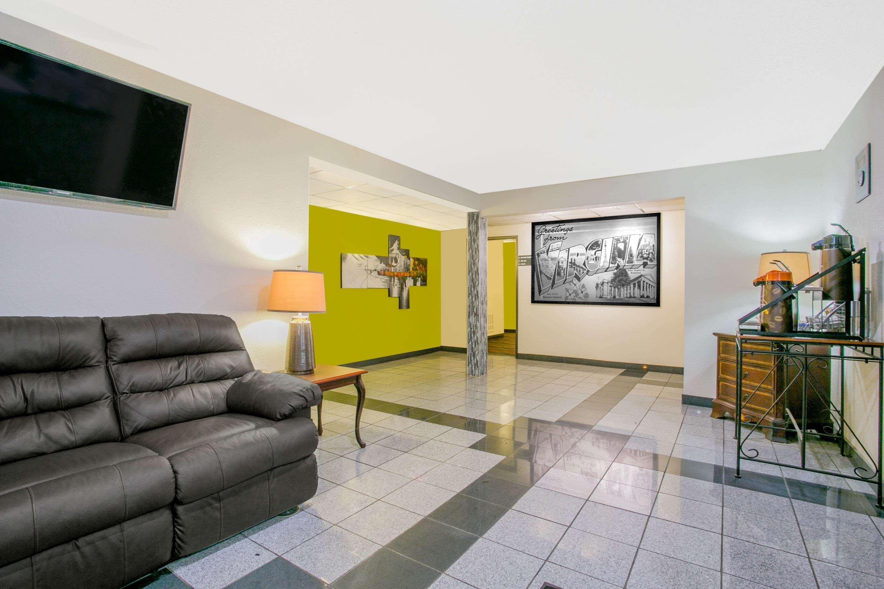 Super 8 By Wyndham South Boston Va Μοτέλ Εξωτερικό φωτογραφία