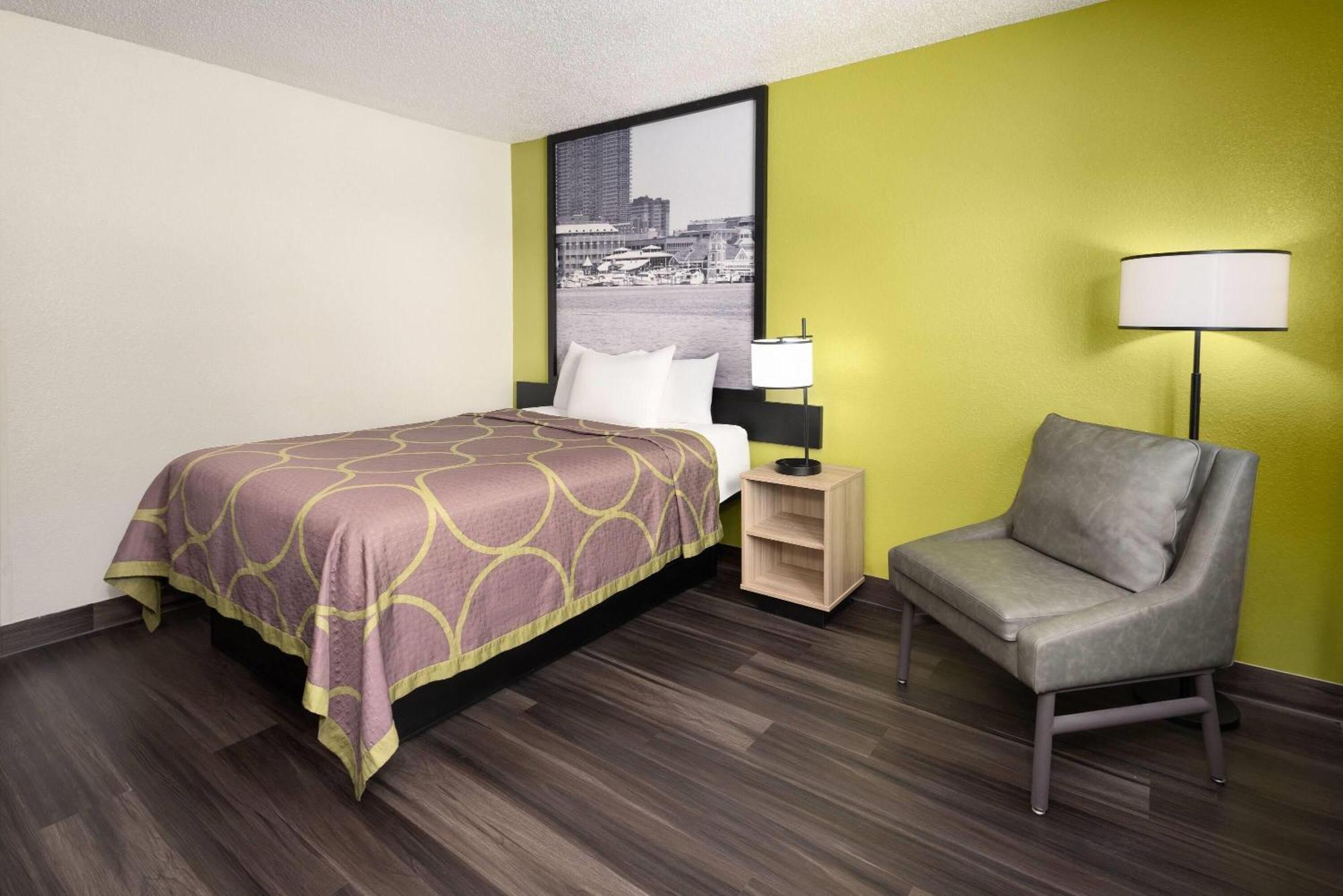 Super 8 By Wyndham South Boston Va Μοτέλ Εξωτερικό φωτογραφία