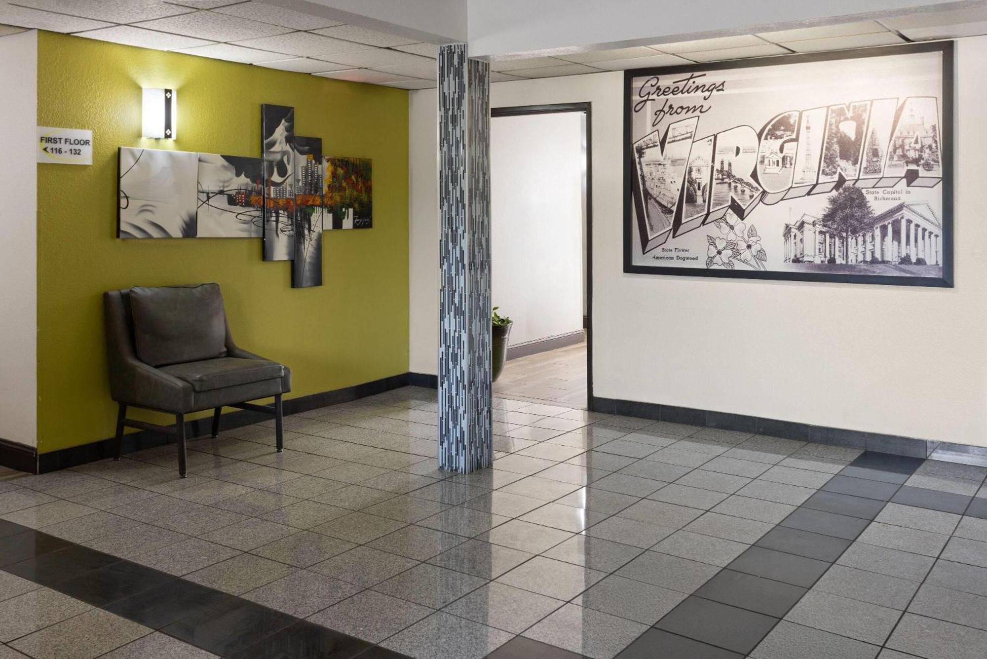 Super 8 By Wyndham South Boston Va Μοτέλ Εξωτερικό φωτογραφία