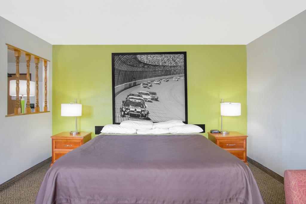 Super 8 By Wyndham South Boston Va Μοτέλ Δωμάτιο φωτογραφία
