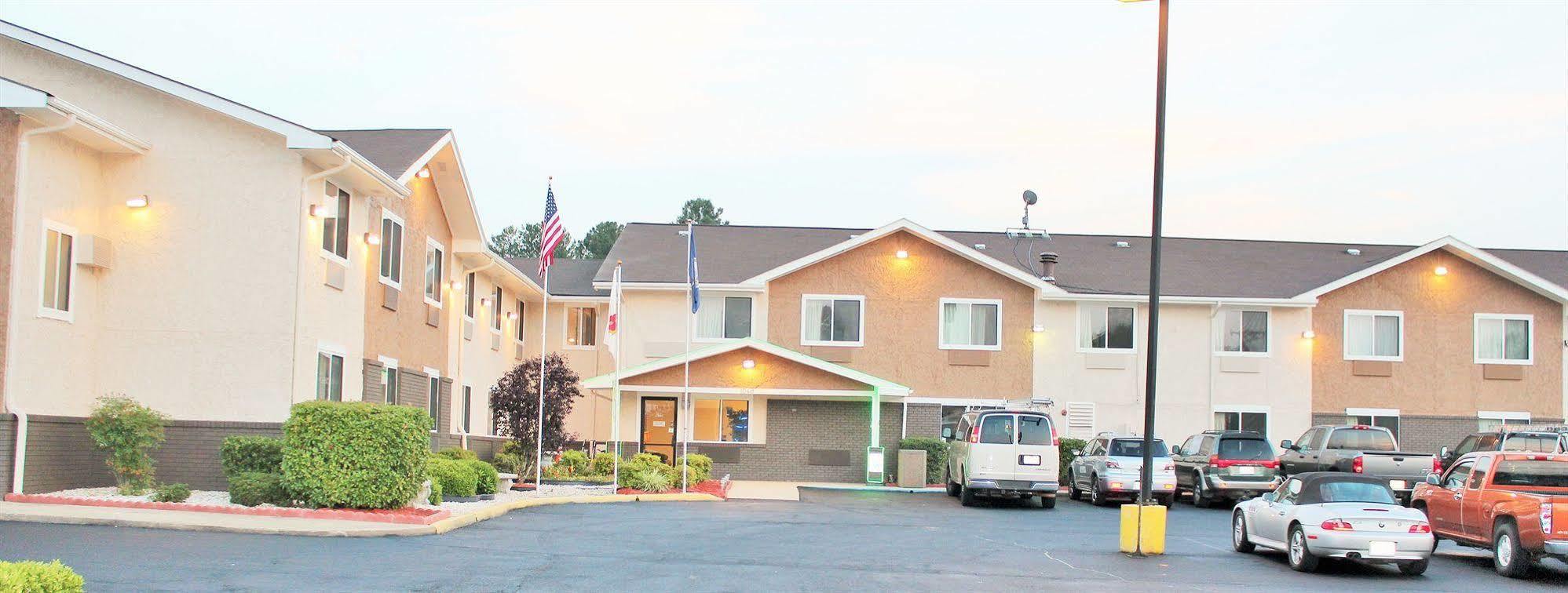 Super 8 By Wyndham South Boston Va Μοτέλ Εξωτερικό φωτογραφία